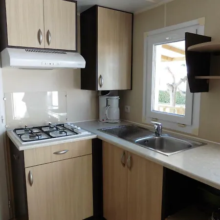 Mobil Home Camping Les Salins De La Gardiole Vic-la-Gardiole Exterior foto